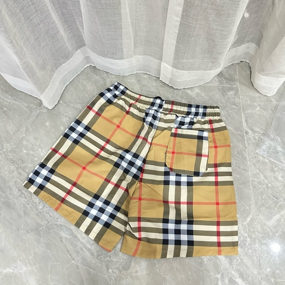 Burberry classic printed shorts - Picture 2 of 5